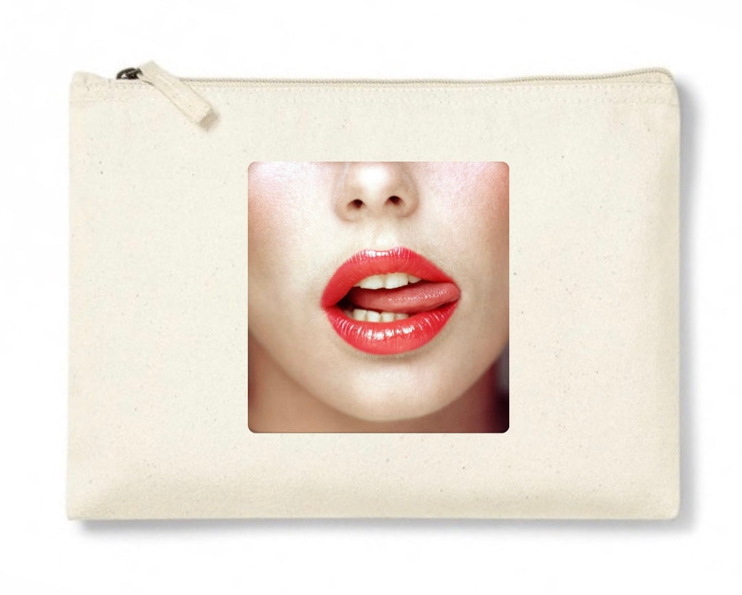 Pochettes / RED LIPS COLLECTION / 100% Organic Cotton / Size / 28x20