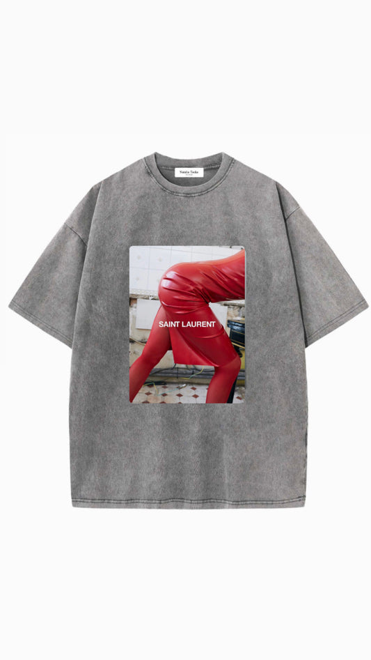 T-shirt / Y/ Red Dress